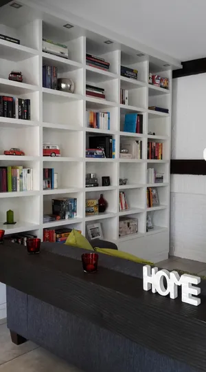 Bücherregal als Einbauschrank